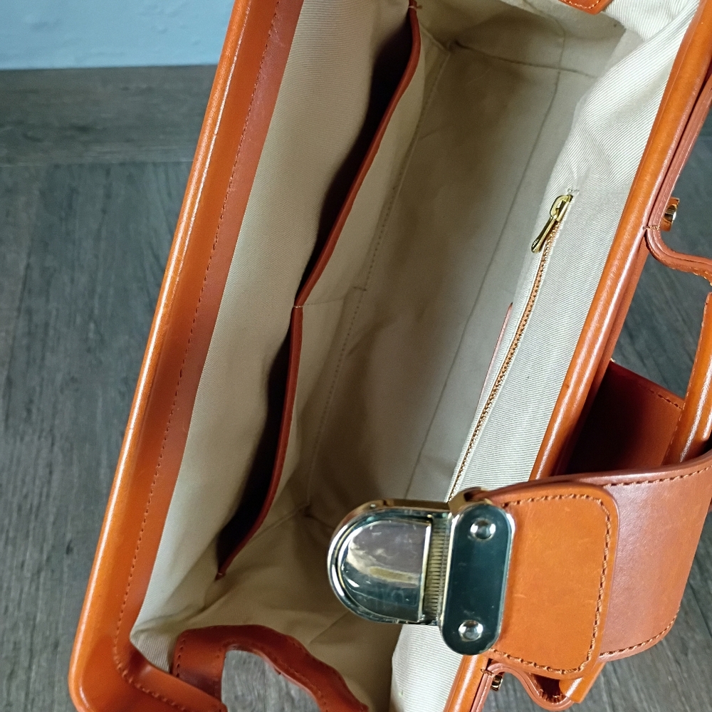 Linjer Doctor Bag - Picture 10 of 13